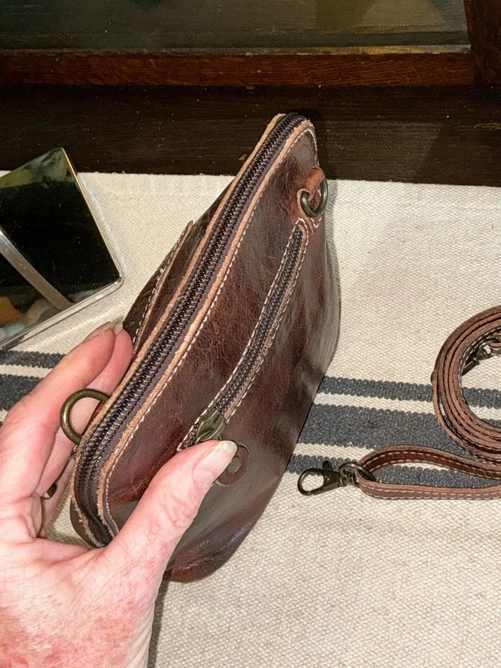 NWOT Bed Stu Leather Ventura Clutch Crossbody Belt Bag Teak Rustic Retail $155